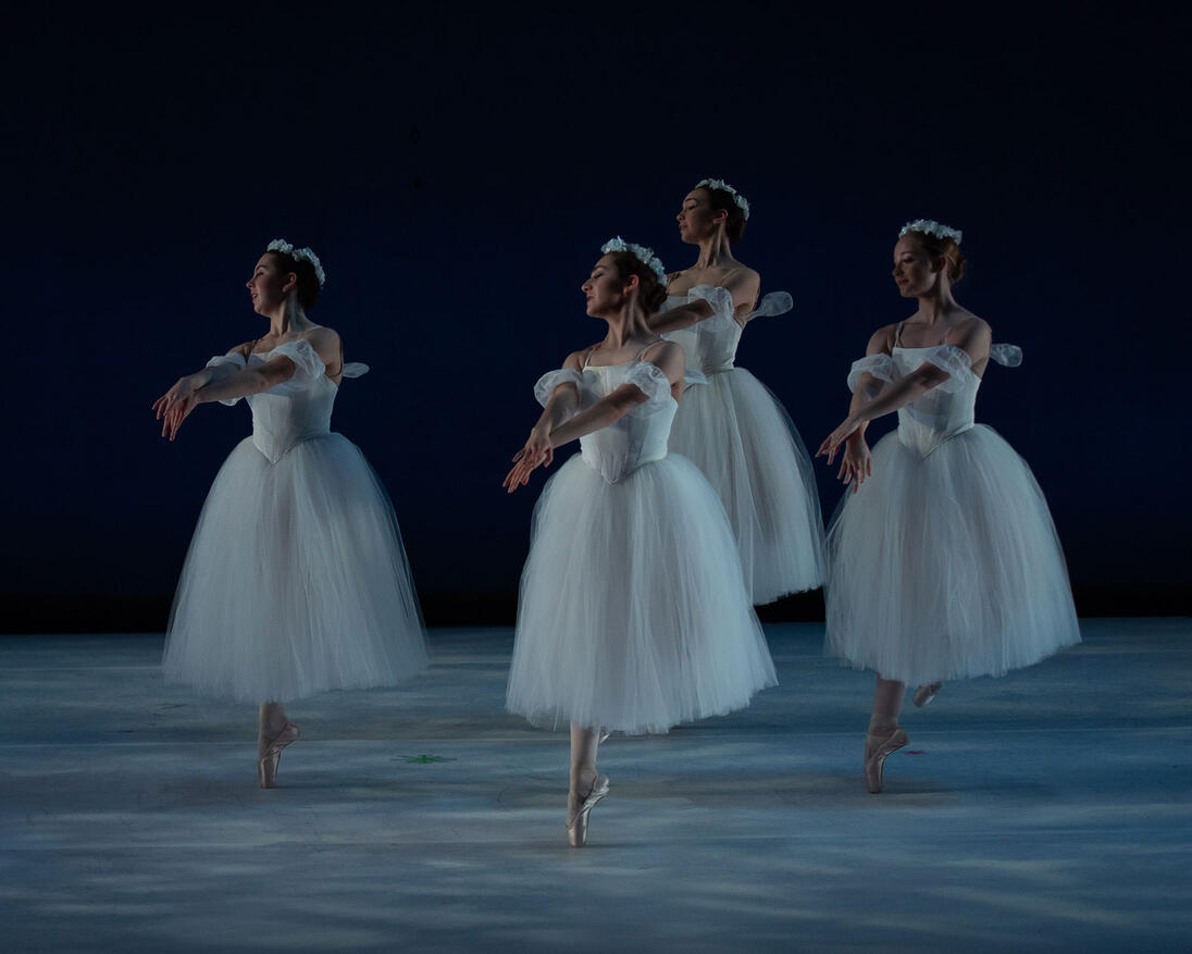 Les Sylphides, original choreography by Mikhail Fokine, restaged by Deirdre Carberry